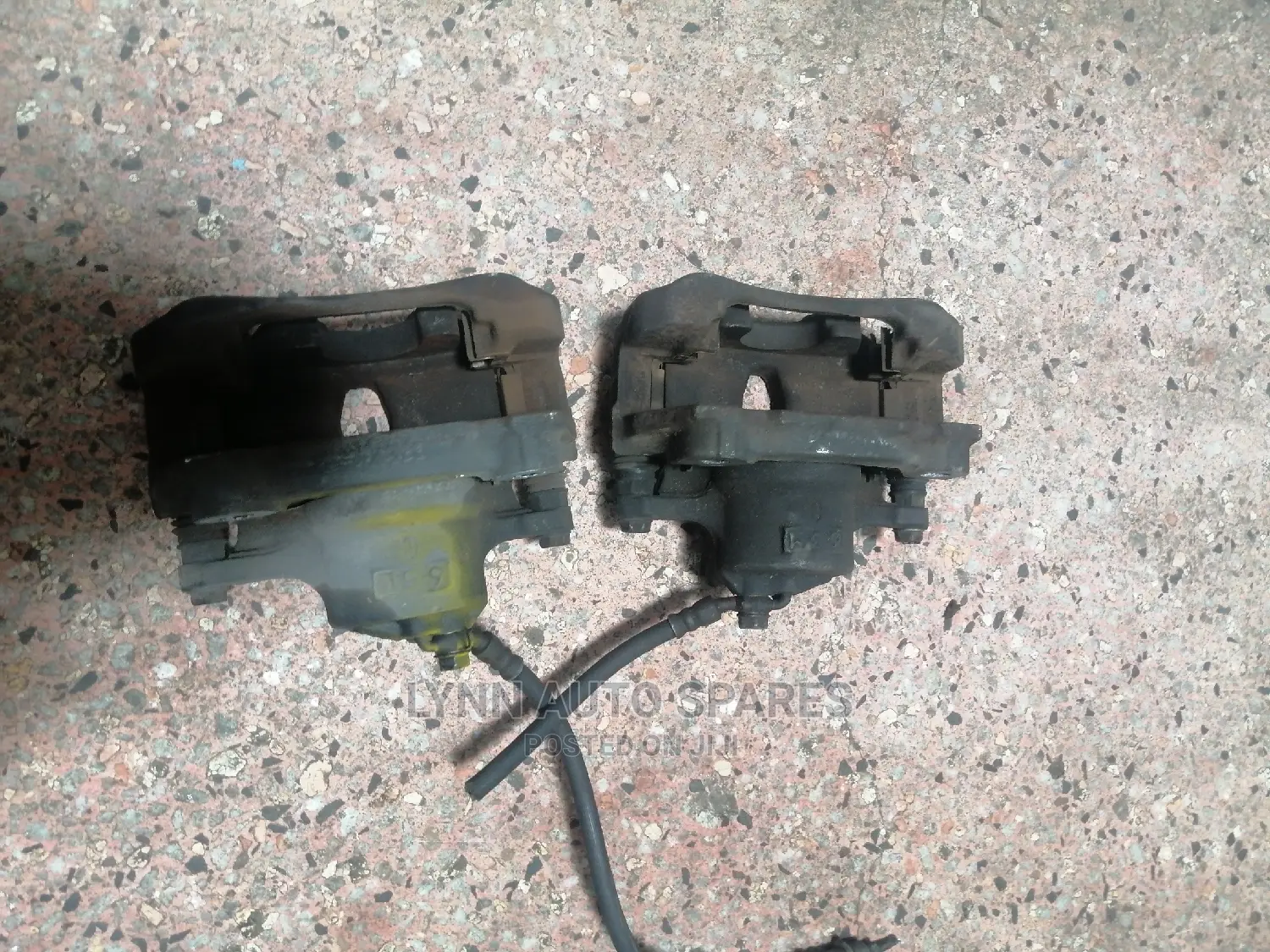 Toyota Mark X Front Calliper