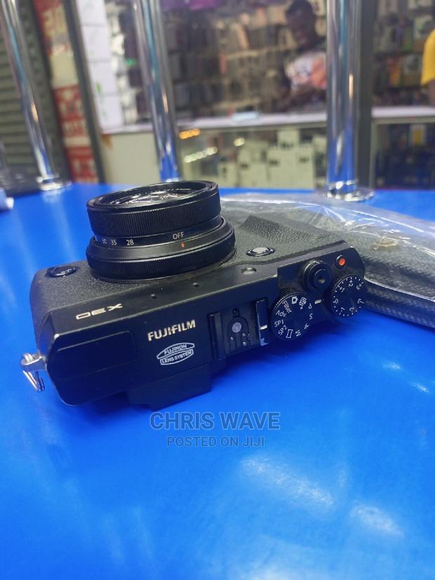 Fujifilm X30 Mirrorless Camera - thumbnail 3