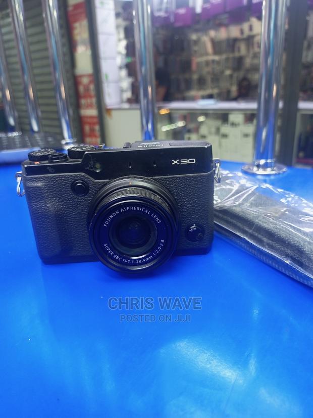 Fujifilm X30 Mirrorless Camera - main view