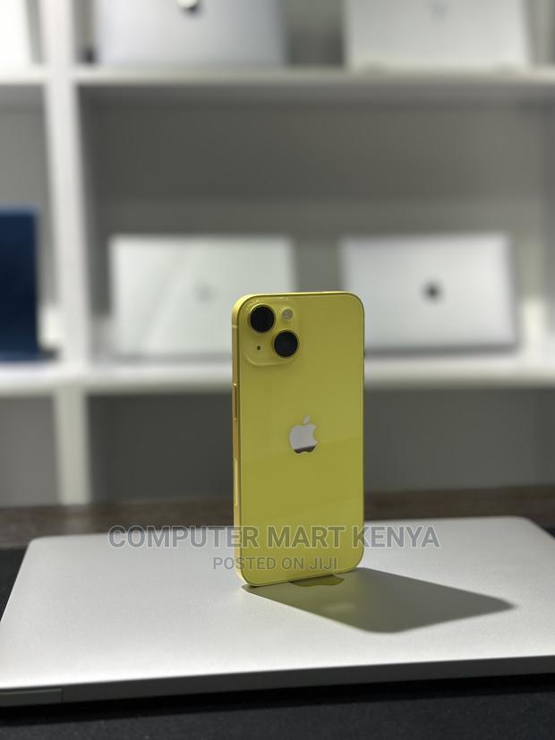 Apple iPhone 14 128 GB Yellow - main view