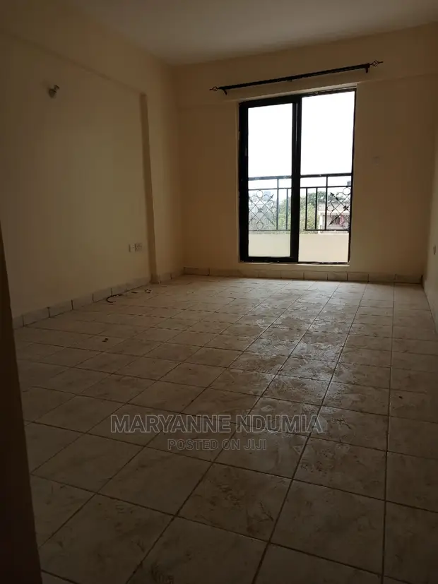2bdrm Apartment in Shopping Centre, South B for rent