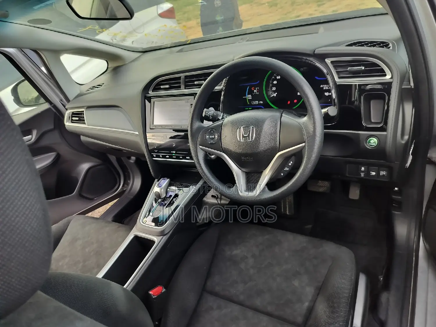 Honda Fit Shuttle 2016 Silver