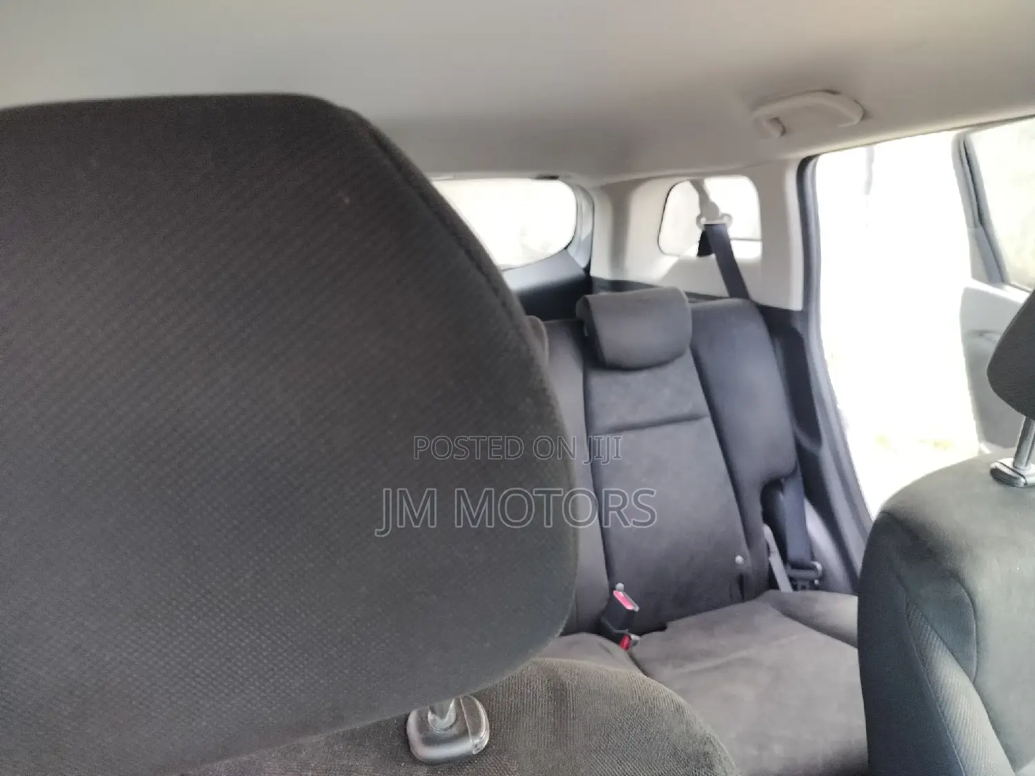 Honda Fit Shuttle 2016 Silver