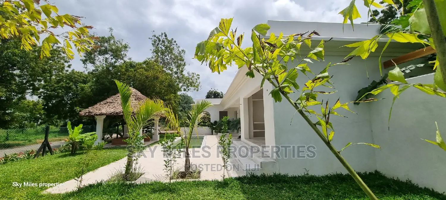 Furnished 3bdrm Villa in Aloo Drive, Mtwapa for sale