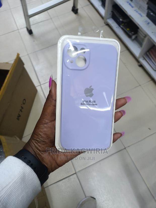 Light Purple Silicone Case for iPhone 14 Plus - thumbnail 2