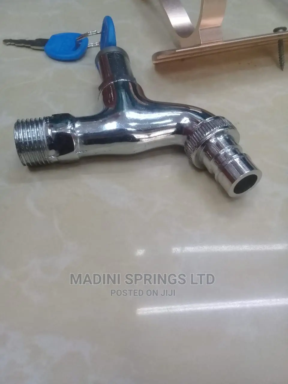 Lever, Star Knob Chrome Taps(With Aerators for Sinks)