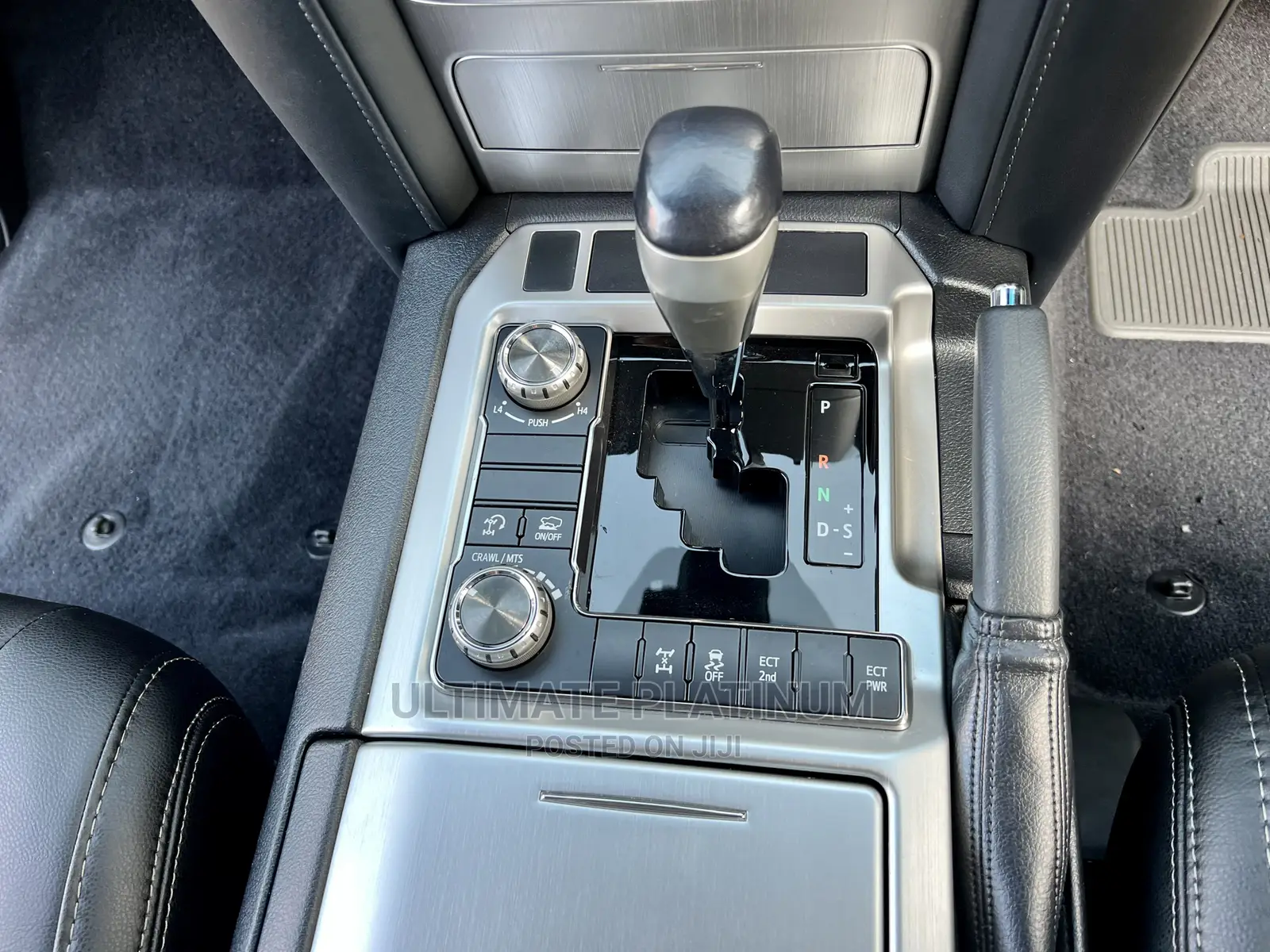 Toyota Land Cruiser 4.6 V8 ZX 2016 White
