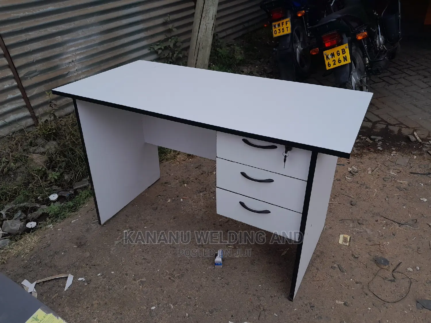 Office Desk