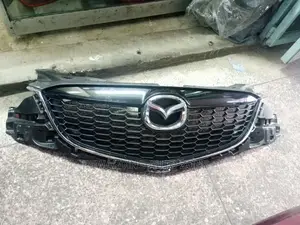 Mazda CX-5 Grille.