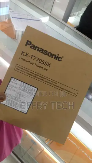 Panasonic Kx-T7705 LCD Single Line Phone