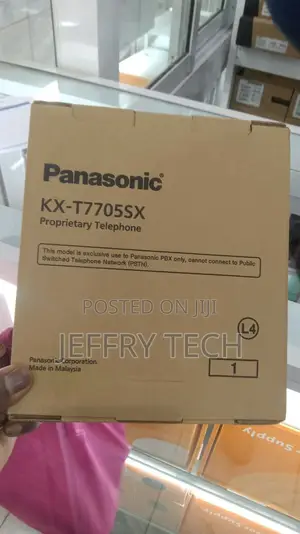 Panasonic Kx-T7705 LCD Single Line Phone