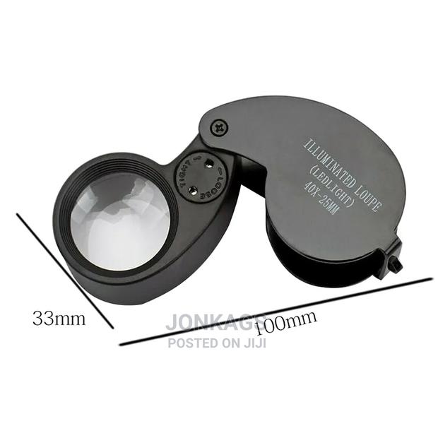 40x Magnifying Loupe With LED Lights - thumbnail 3