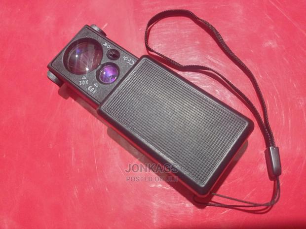 30× 60× Pull Type Magnifying Glass - thumbnail 5