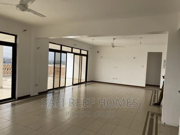 2bdrm Apartment in Nyali for rent - main view