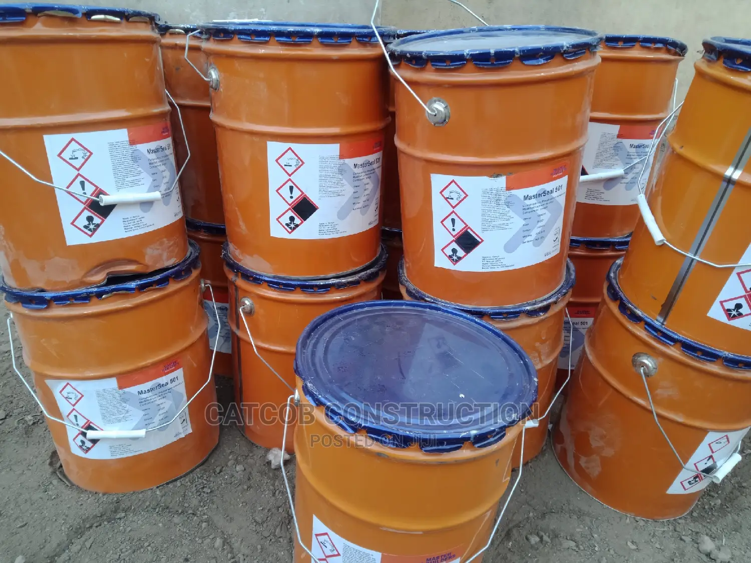 Waterproof Chemical for Tanks, Bathrooms and Swimming Pools