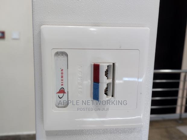 Siemon Complete Double Faceplates With Modules - main view