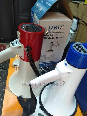 Megaphone Hand Grip Type With USB - thumbnail 2