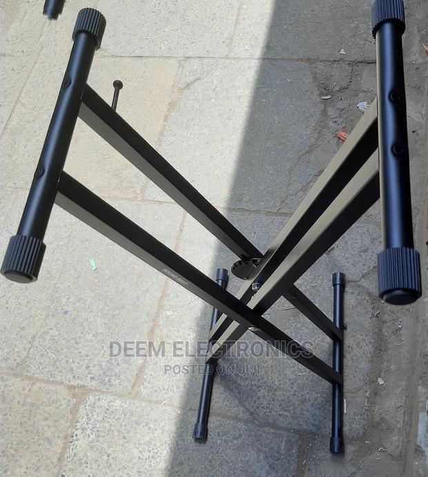 Keyboard Stand - Easily Adjustable - main view