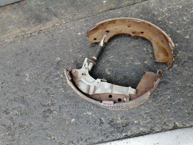 Toyota Hiace Shark Brake Lining - thumbnail 2