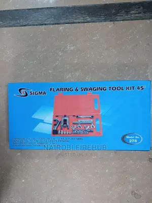 Flaring Kit Complete With Pipe Cutter