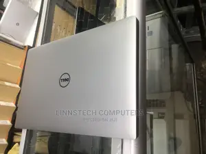 Laptop Dell Precision 15 5520 16GB Intel Core I7 SSD 512GB
