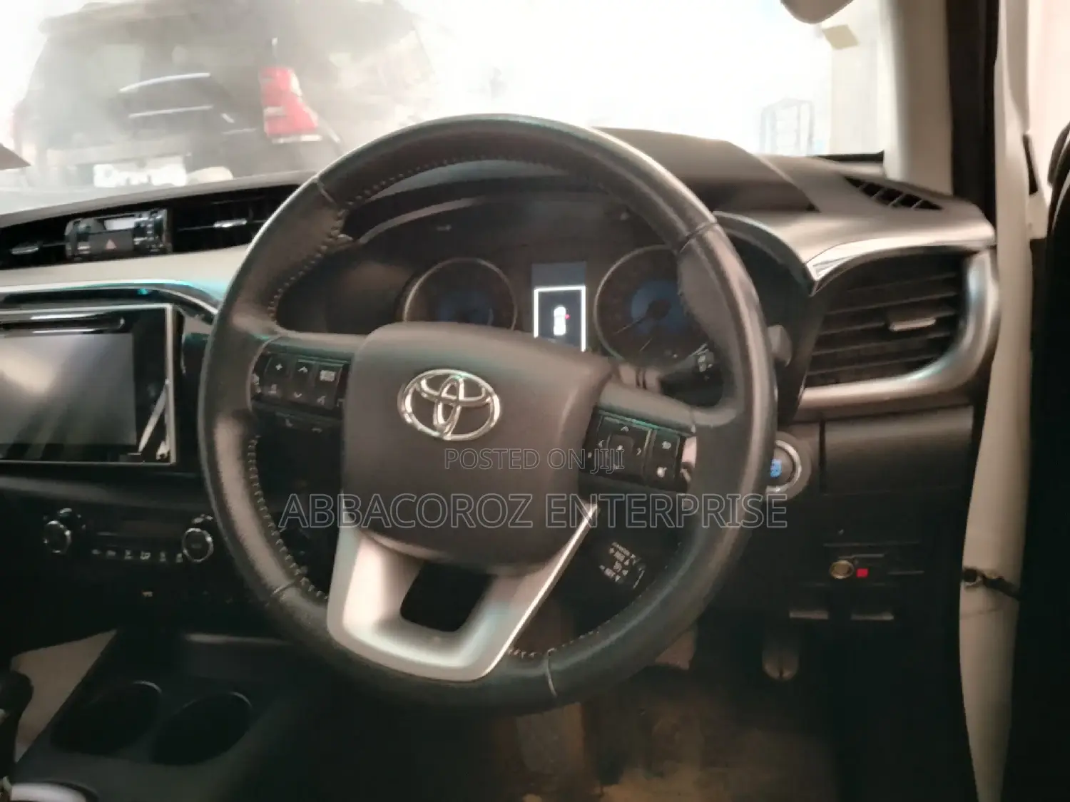 Toyota Hilux 2016 White