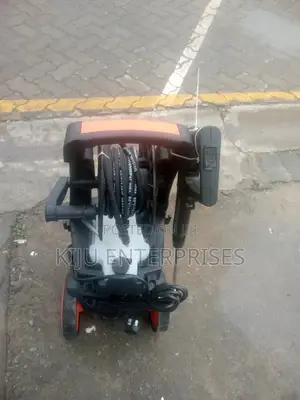 2100 Psi High Pressure Washer