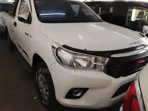 Toyota Hilux 2016 White