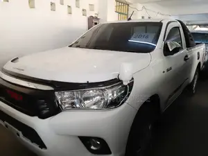 Toyota Hilux 2016 White
