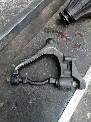 Toyota Hiace 5l Shark Upper Suspension Arm