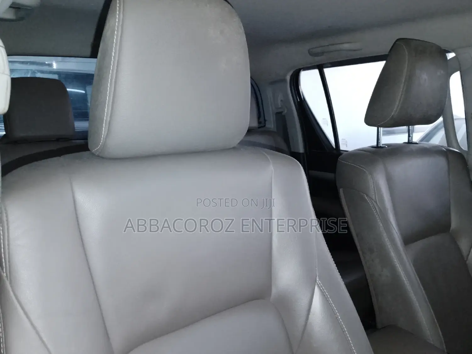Toyota Hilux 2016 Gray