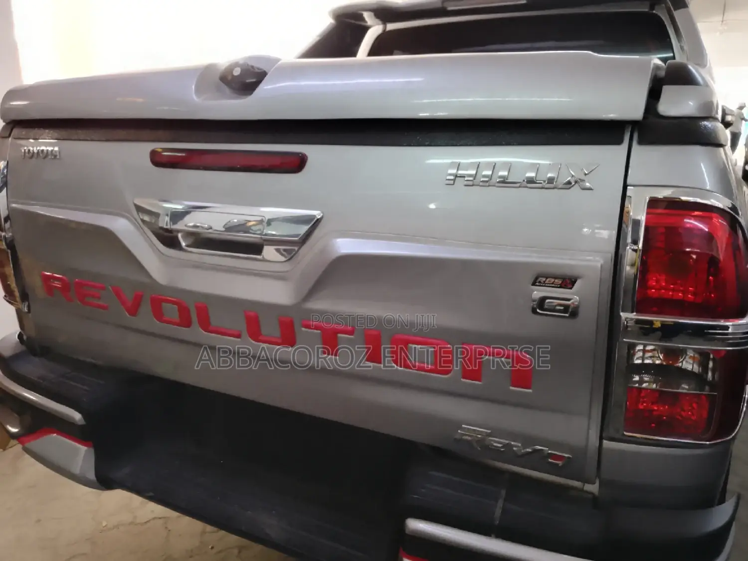 Toyota Hilux 2016 Gray