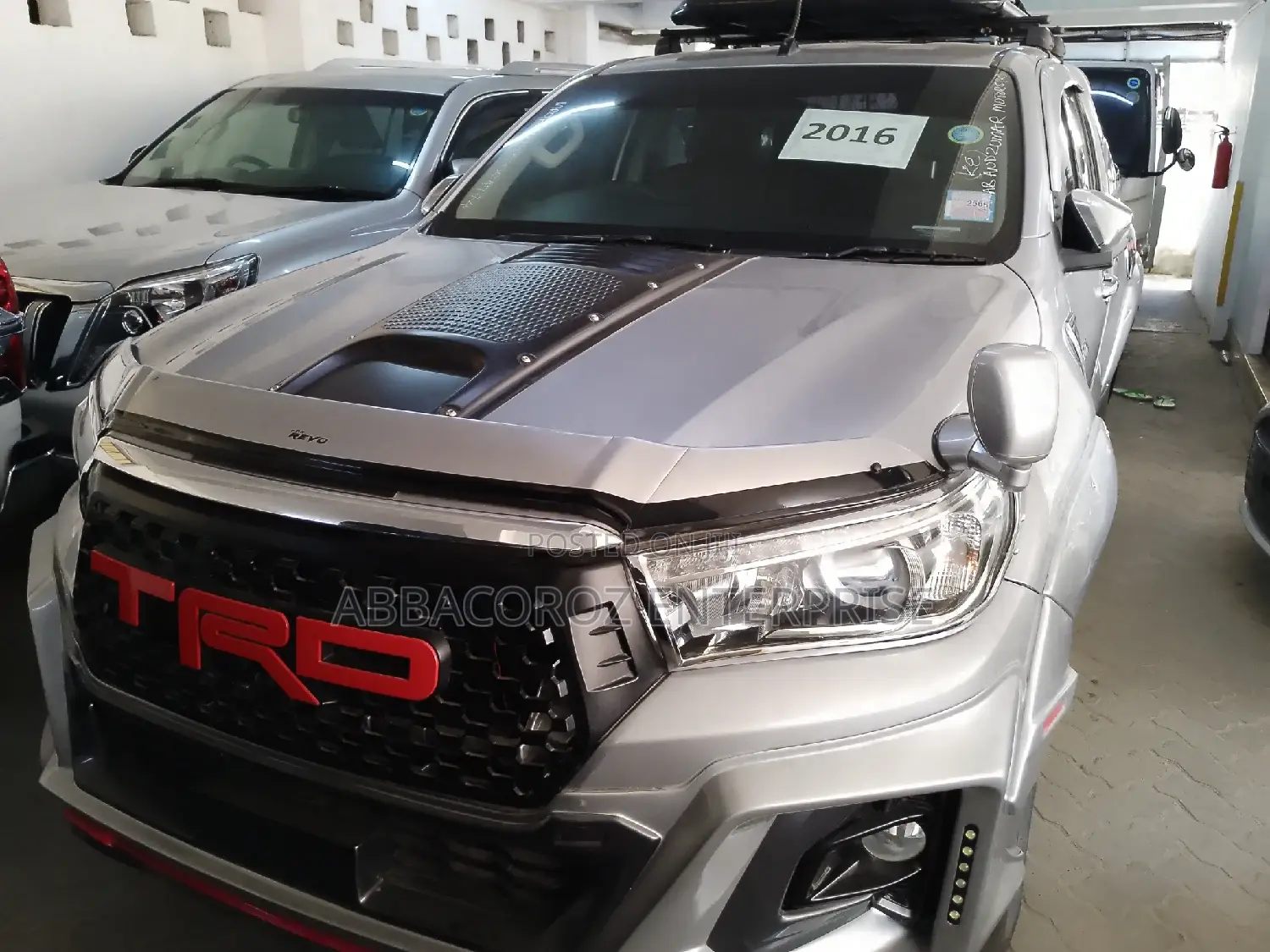 Toyota Hilux 2016 Gray