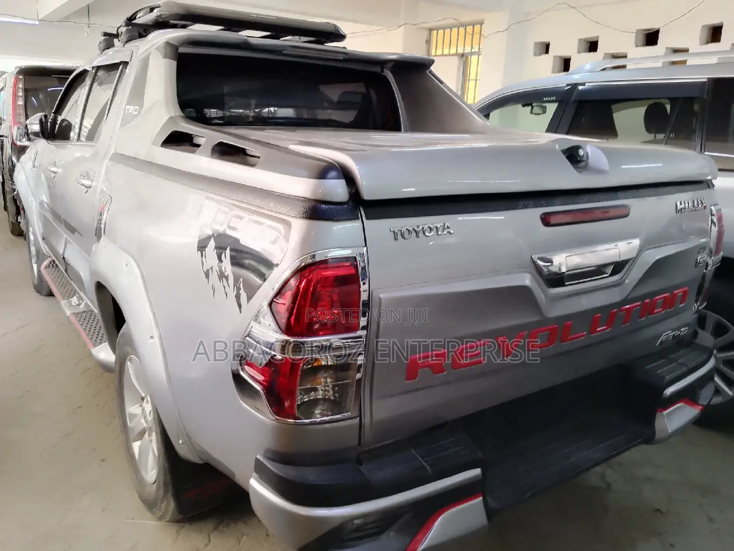 Toyota Hilux 2016 Gray