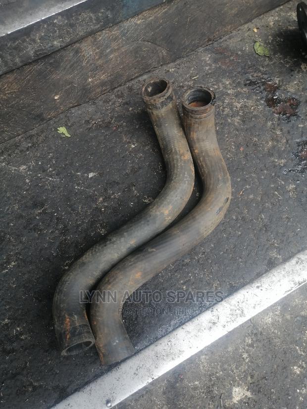 Toyota Hiace Shark 3l Horse Pipe Radiator