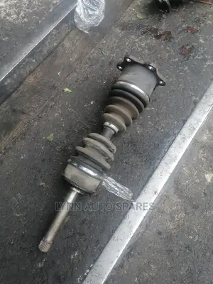 Toyota Hiace 7l Driveshaft