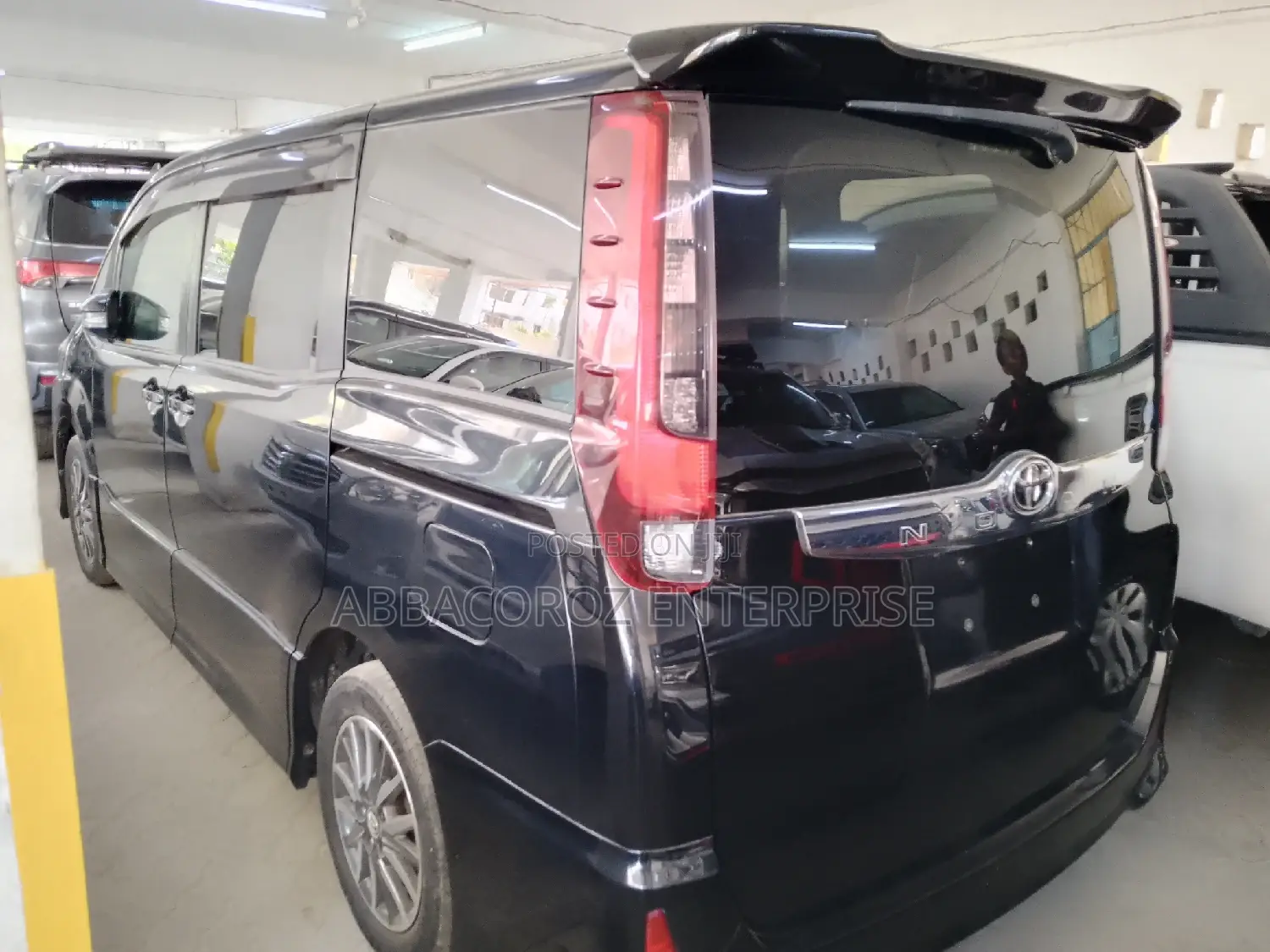 Toyota Noah 2016 Black