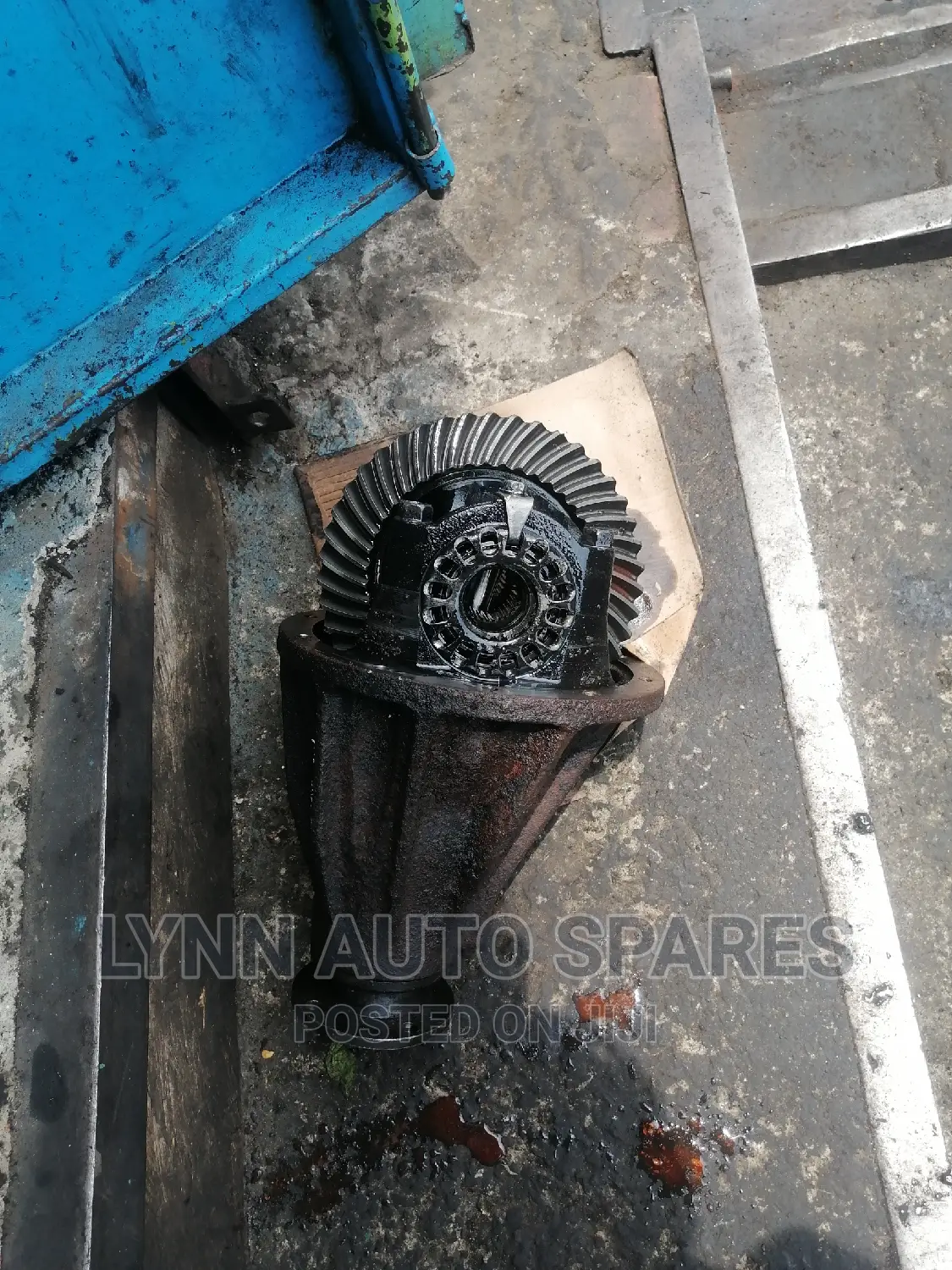 Toyota Hiace 7l Rear Differential (Diff Kanyungu)
