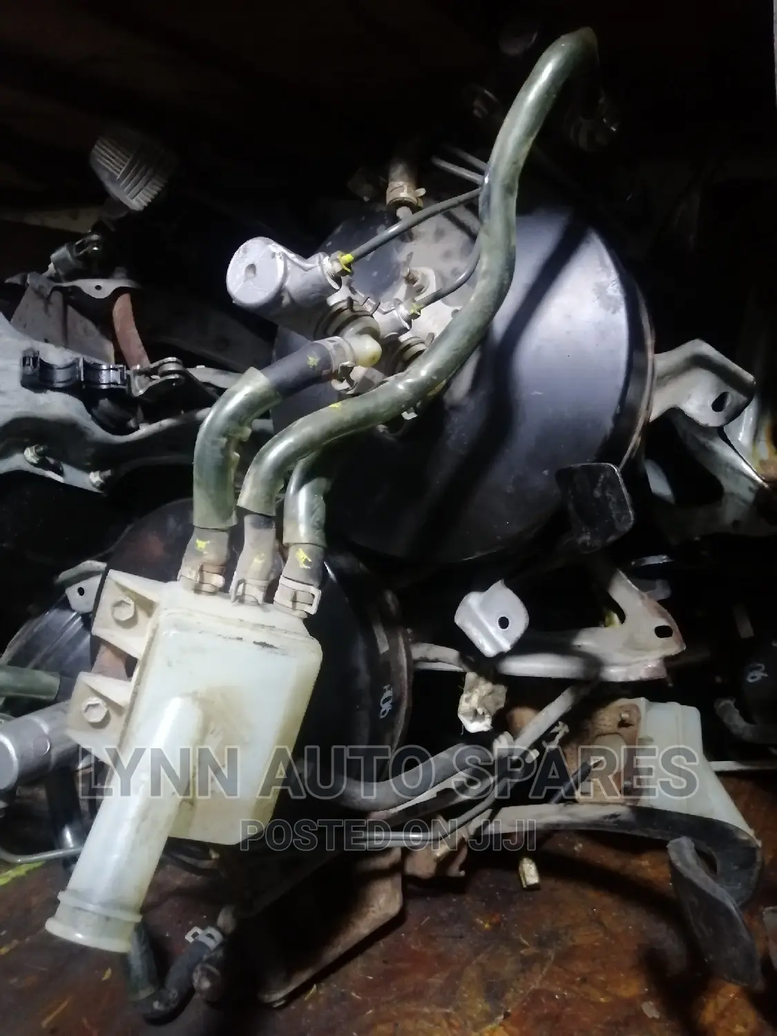 Toyota Hiace Shark Complete Brake Booster