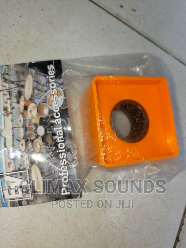 Mic Flag Orange - main view