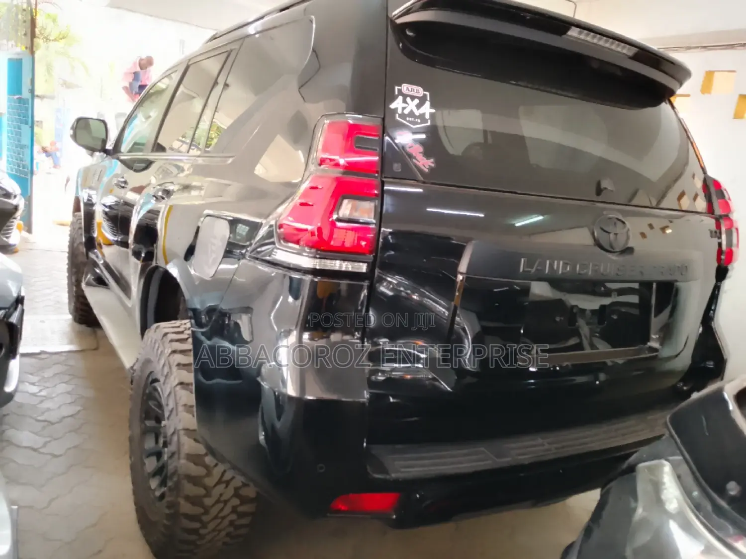 Toyota Land Cruiser Prado 2018 Black
