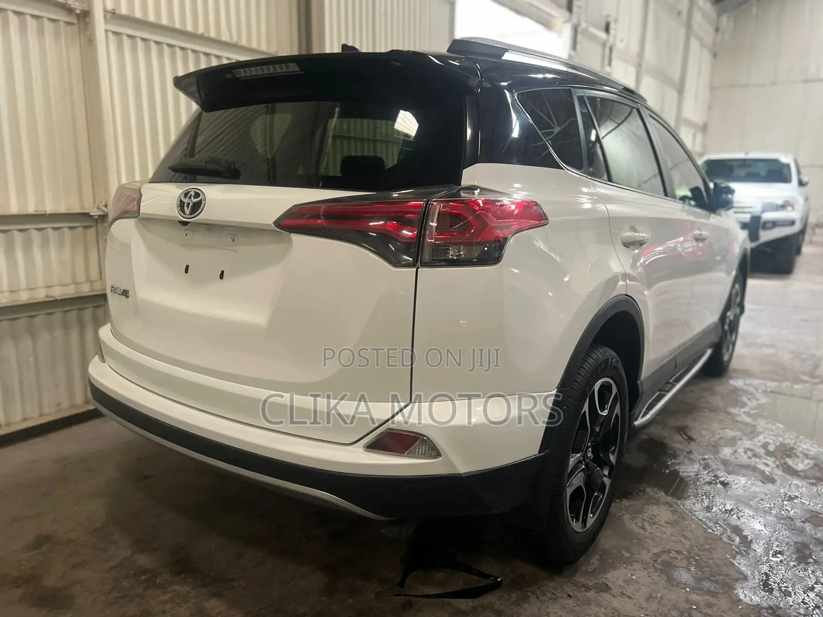 Toyota RAV4 2017 White