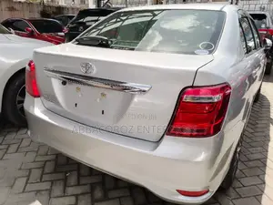 Toyota Axio 2016 Silver