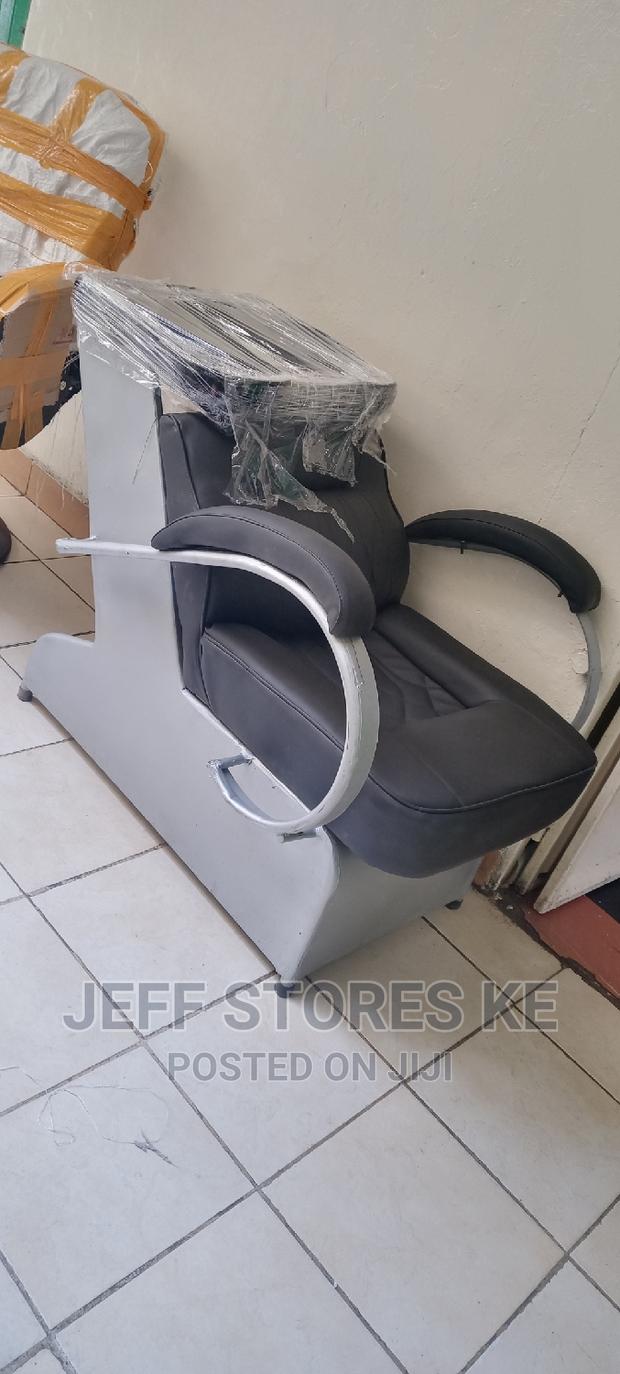 Covered Shampoo Sink - main view