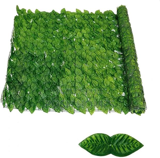 Artificial Privacy Fence