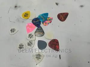 Guitar Spectrum/Pick Light and Heavy (17pcs)