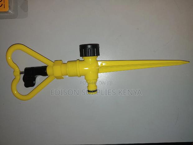 360° Rotating Garden Sprinkler + Base Spike Stand System - thumbnail 2