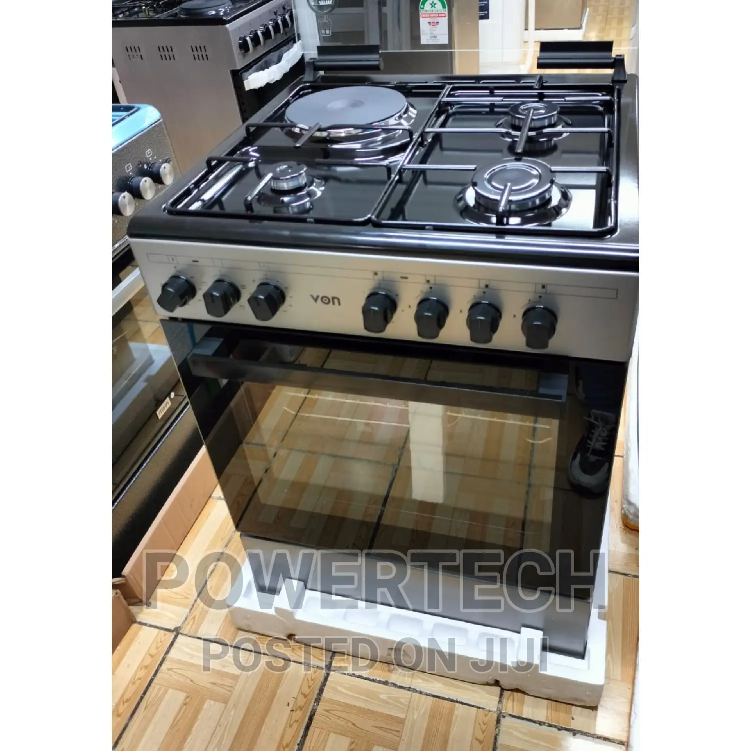 Von 3GAS +1 ELECTRIC COOKER 60 BY 60.