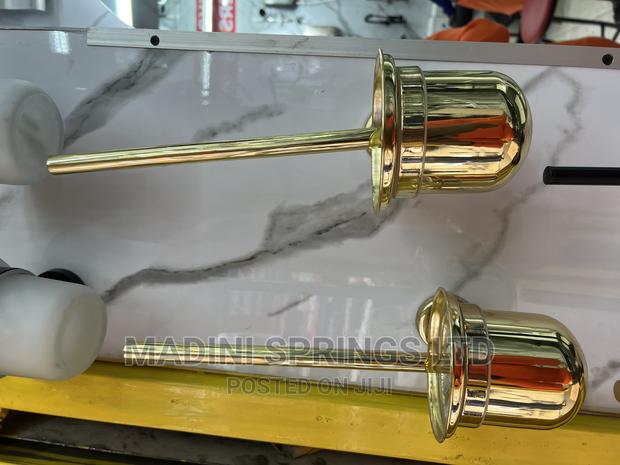 Luxurious Toilet Brush Cleaners With Holders(Wall Mounted) - thumbnail 4