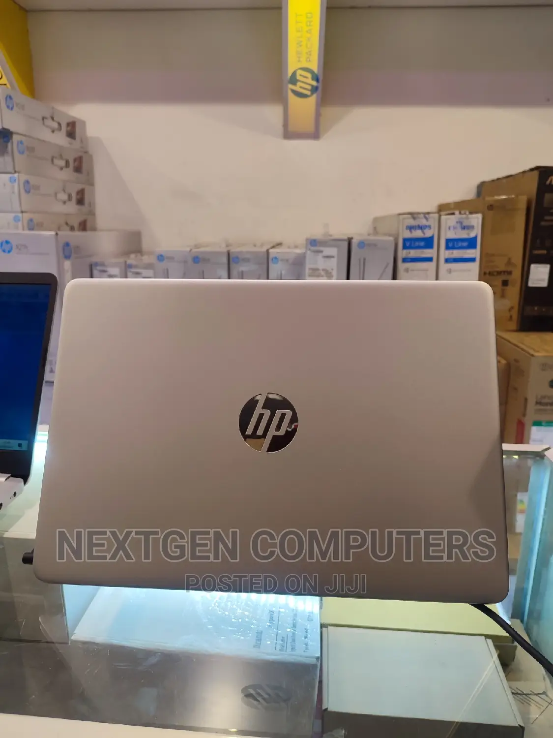 Laptop HP 14-Dq1025cl 8GB AMD Ryzen 3 SSD 512GB